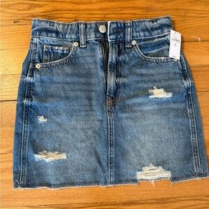 Gap Kids Distressed Denim Skirt NWT Size 12 slim
